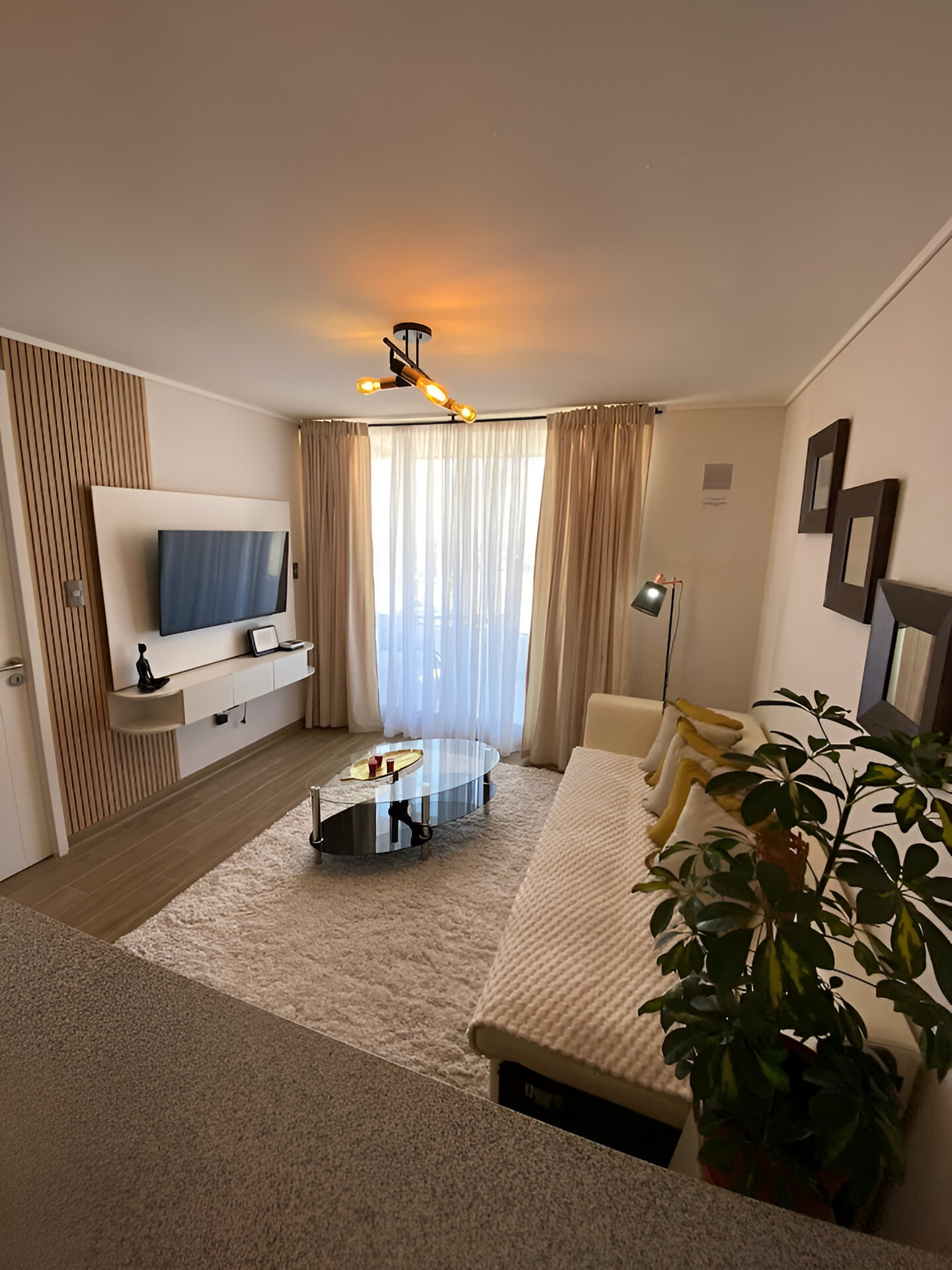 e2081034-2272-456a-9fde-b5894eb4b80f